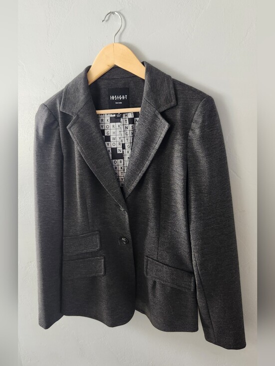 Insight Jackets & Blazers - Insight New York Charcoal Blazer With Crossword Pattern Lining Size 10